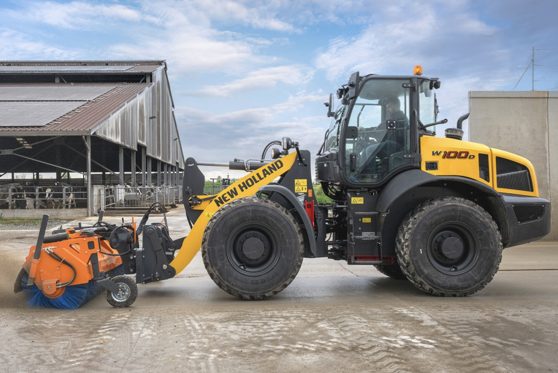 New Holland Construction’s new W100D compact wheel loader